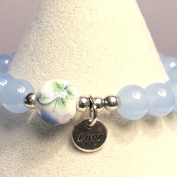 Elastic Blue Bracelet Love Charm Stackable New Adjustable Stretch - Picture 5 of 6